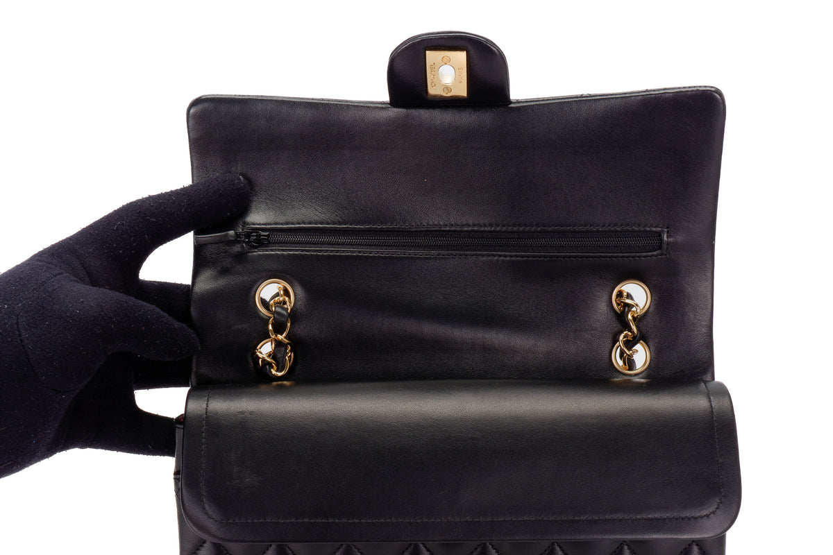Chanel Medium Classic Flap Black Lambskin Gold Hardware - view 8