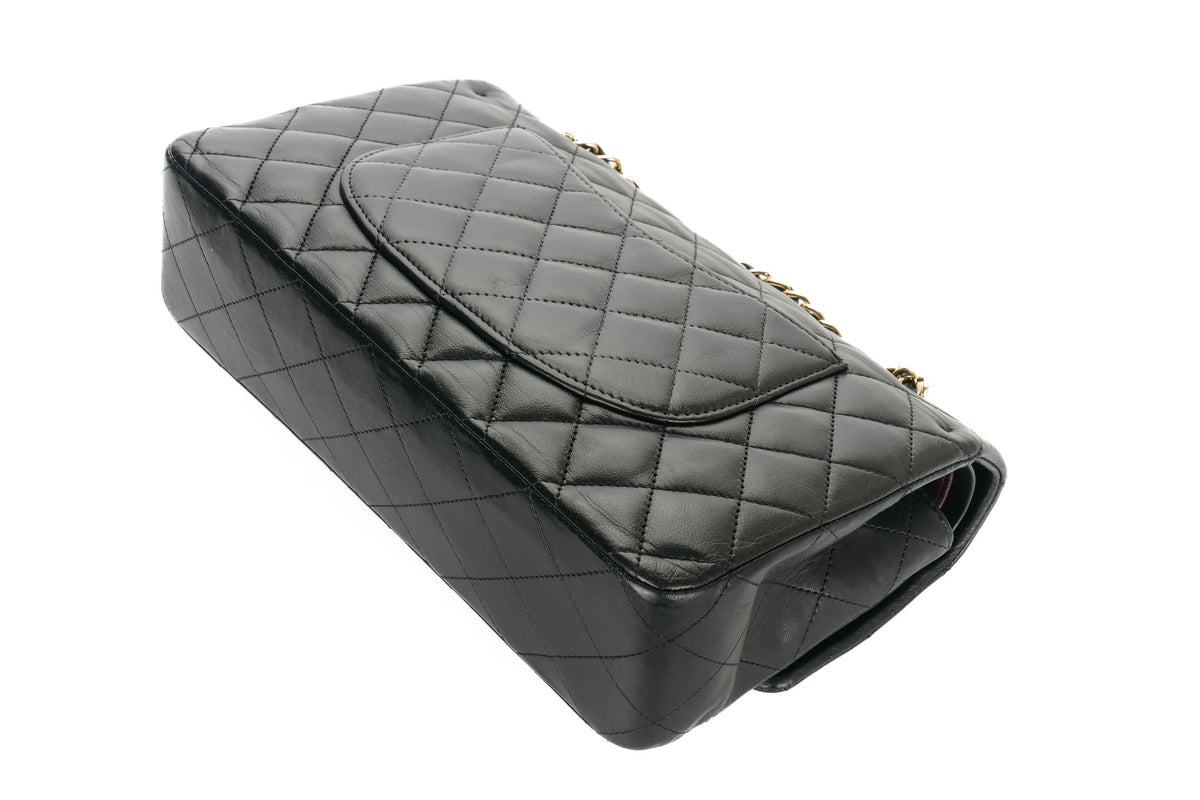 Chanel Medium Classic Flap Black Lambskin Gold Hardware - view 15