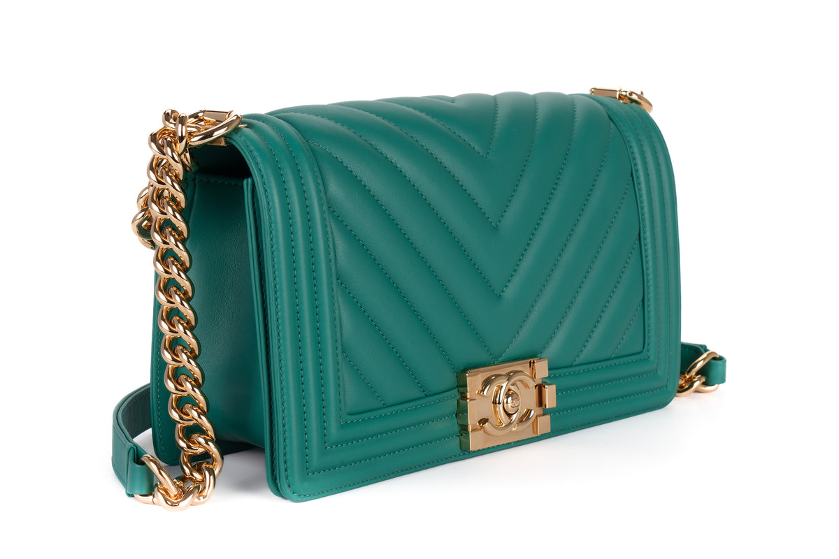Chanel Medium Boy Chevron Green Lambskin Gold Hardware - view 2