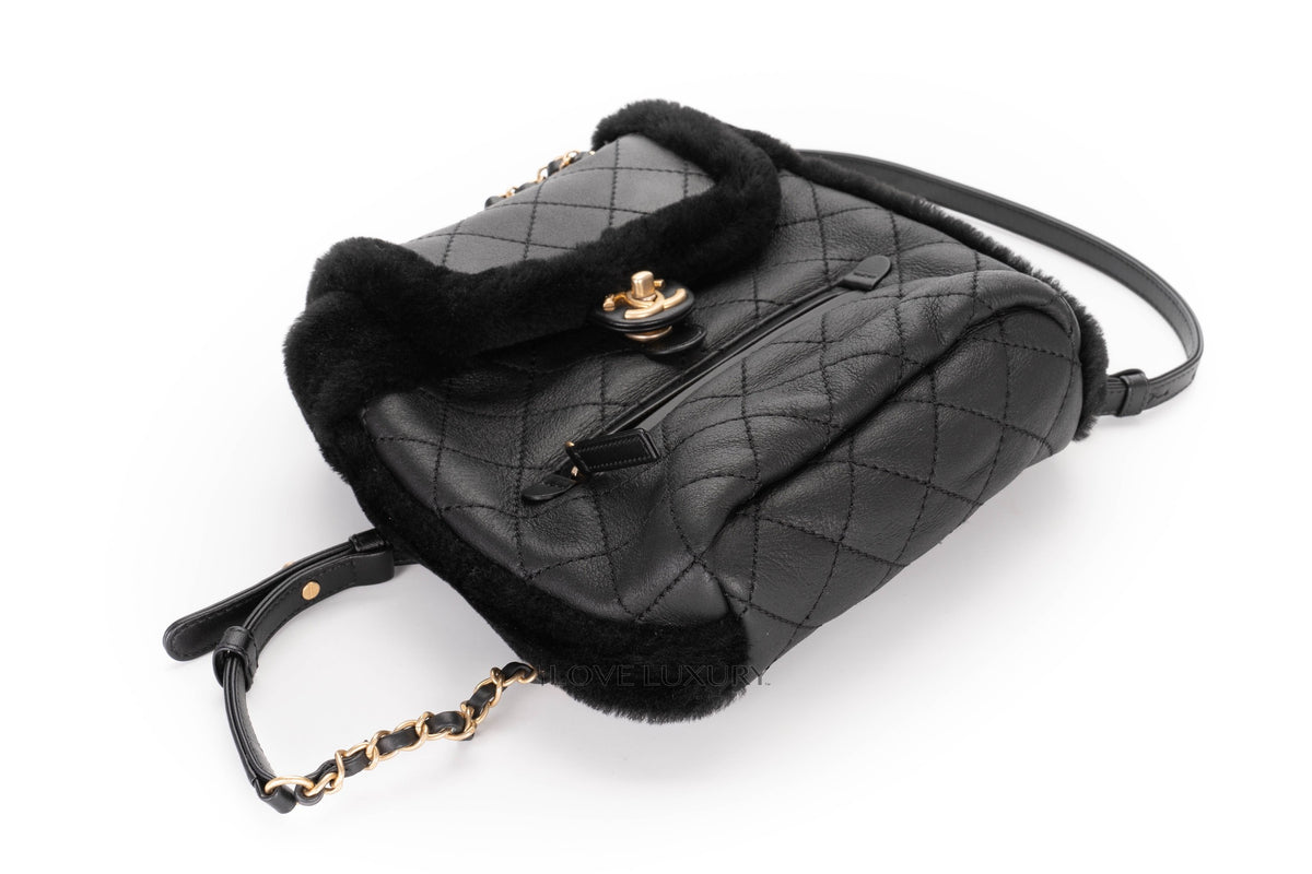 Chanel Backpack Quilted Cc Black Shearling & Lambskin - view 10