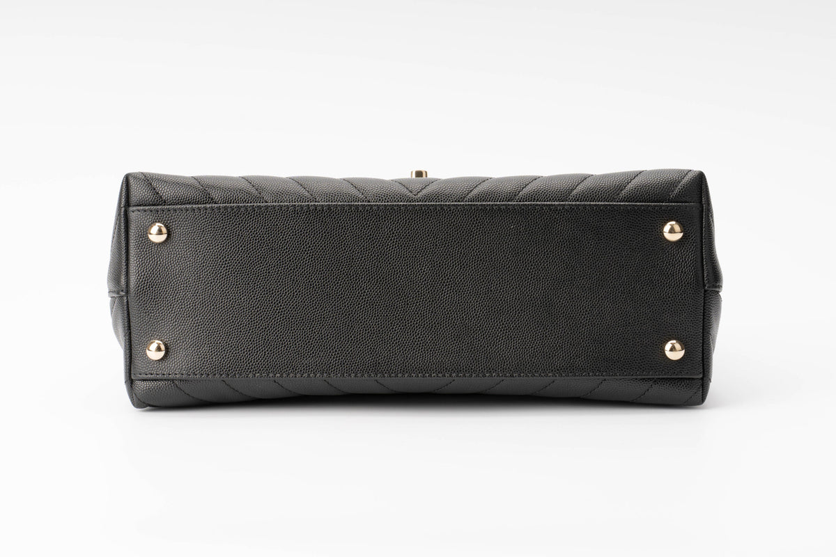Chanel Medium Coco Handle Black Caviar - view 5