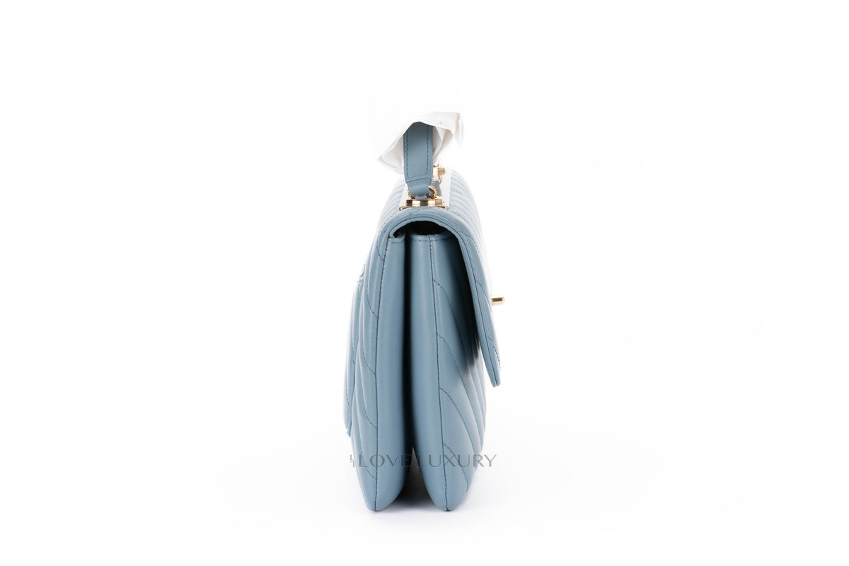 Chanel Trendy Cc Powder Blue Light Gold Hardware - view 5