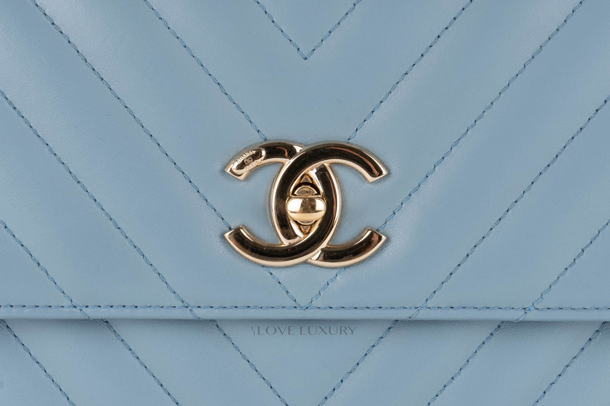 Chanel Trendy Cc Powder Blue Light Gold Hardware - view 7