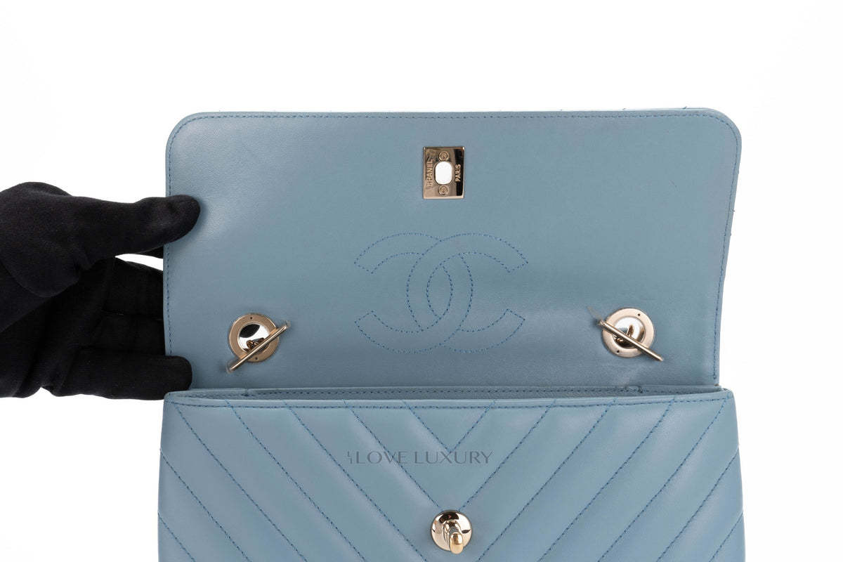 Chanel Trendy Cc Powder Blue Light Gold Hardware - view 8