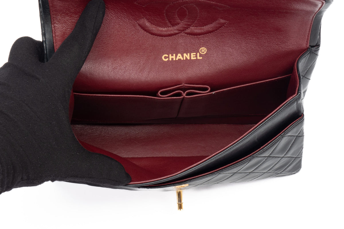 Chanel Medium Classic Flap Vintage Black Lambskin Gold Hardware - view 10