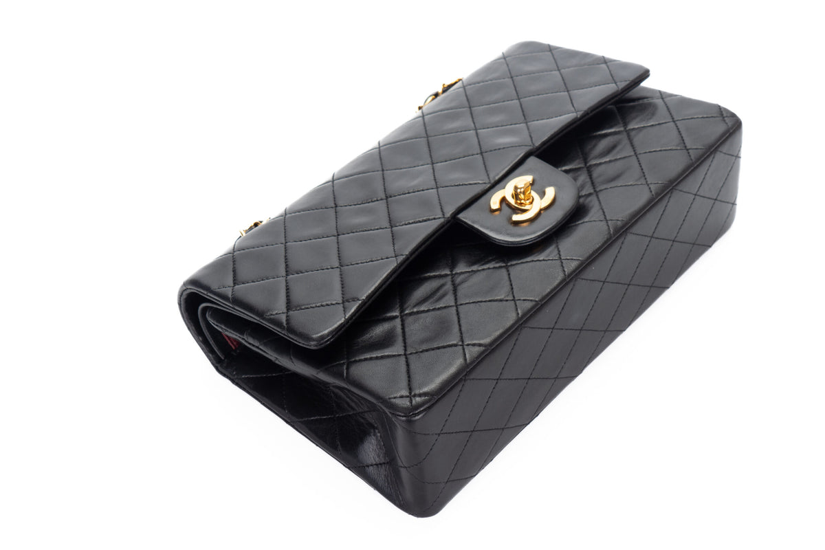 Chanel Medium Classic Flap Vintage Black Lambskin Gold Hardware - view 11