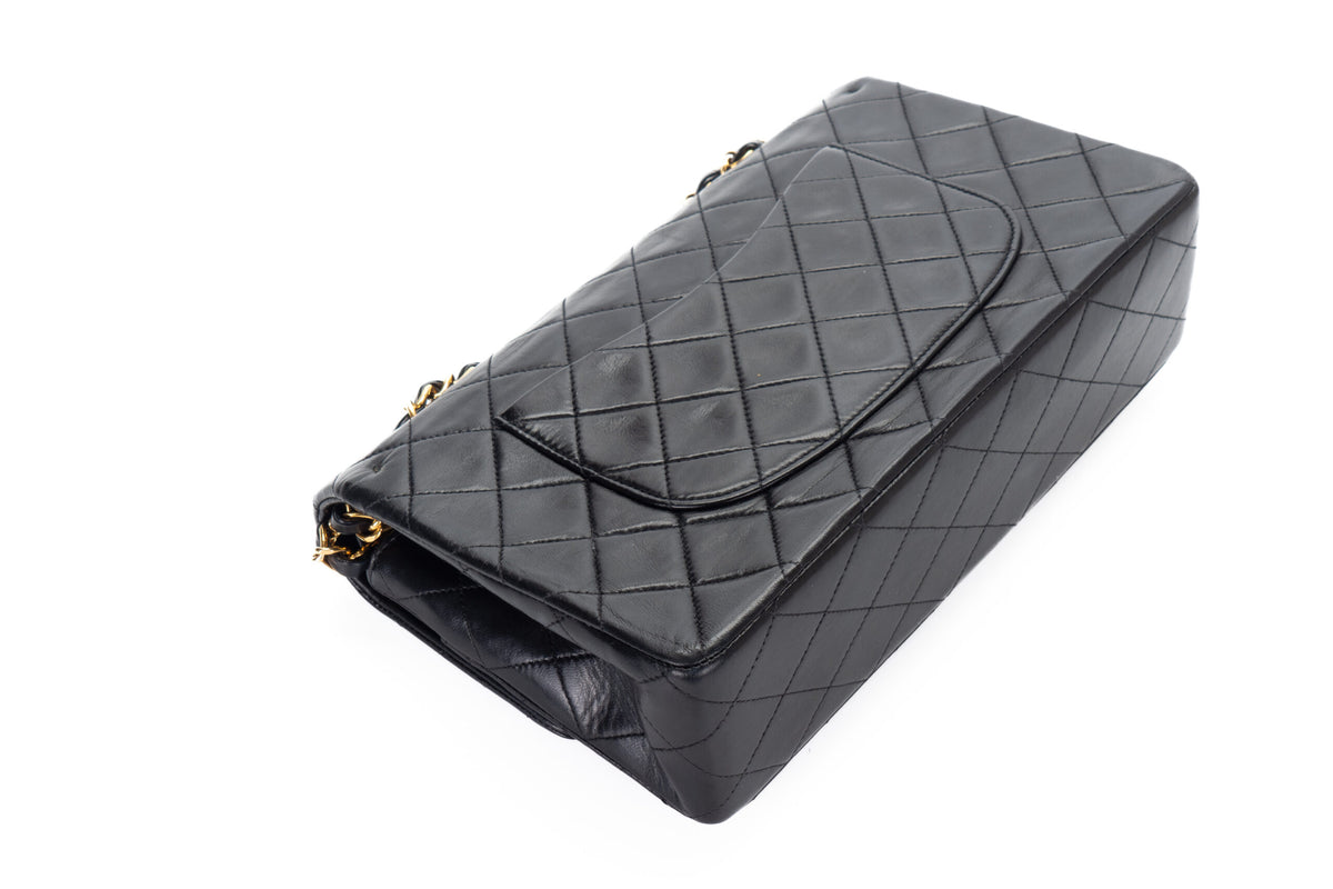 Chanel Medium Classic Flap Vintage Black Lambskin Gold Hardware - view 13