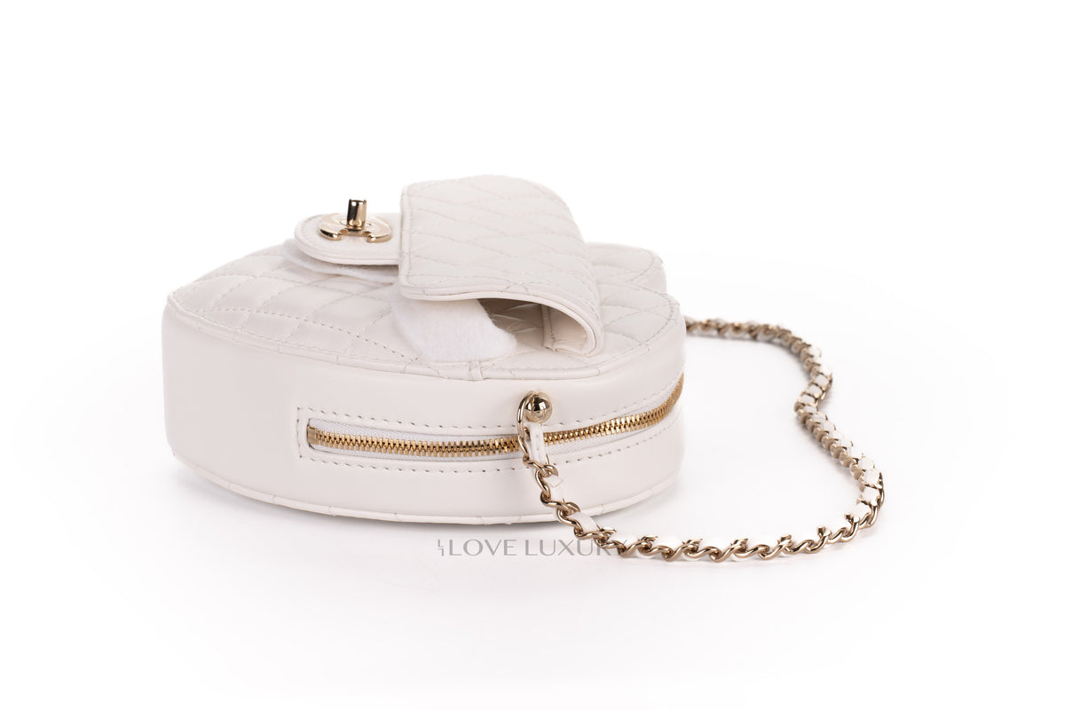 Chanel Bag White White Heart Lambskin Gold Hardware - view 9