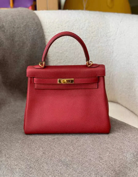 Hermès Kelly 25 – Rouge Vif Togo Leather with Gold Hardware - Zeuskicks