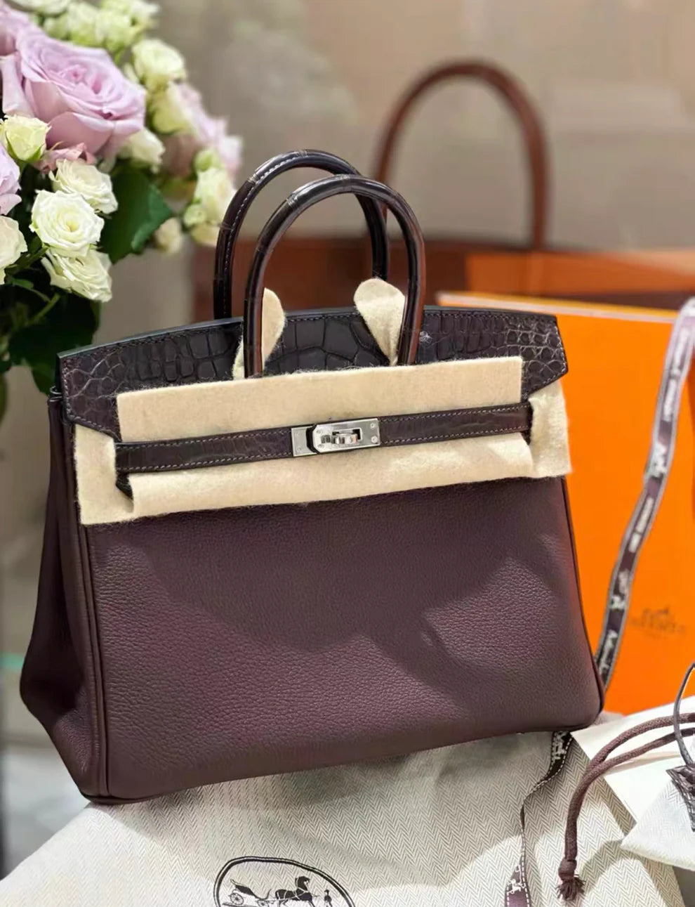 Hermès Birkin Touch 25 – Togo Alligator with Matte Palladium Hardware