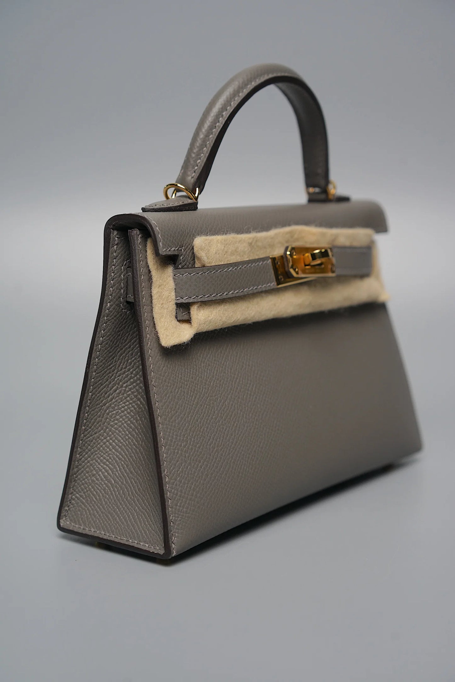 Hermès Kelly 20 Mini – Gris Meyer Epsom with Gold Hardware