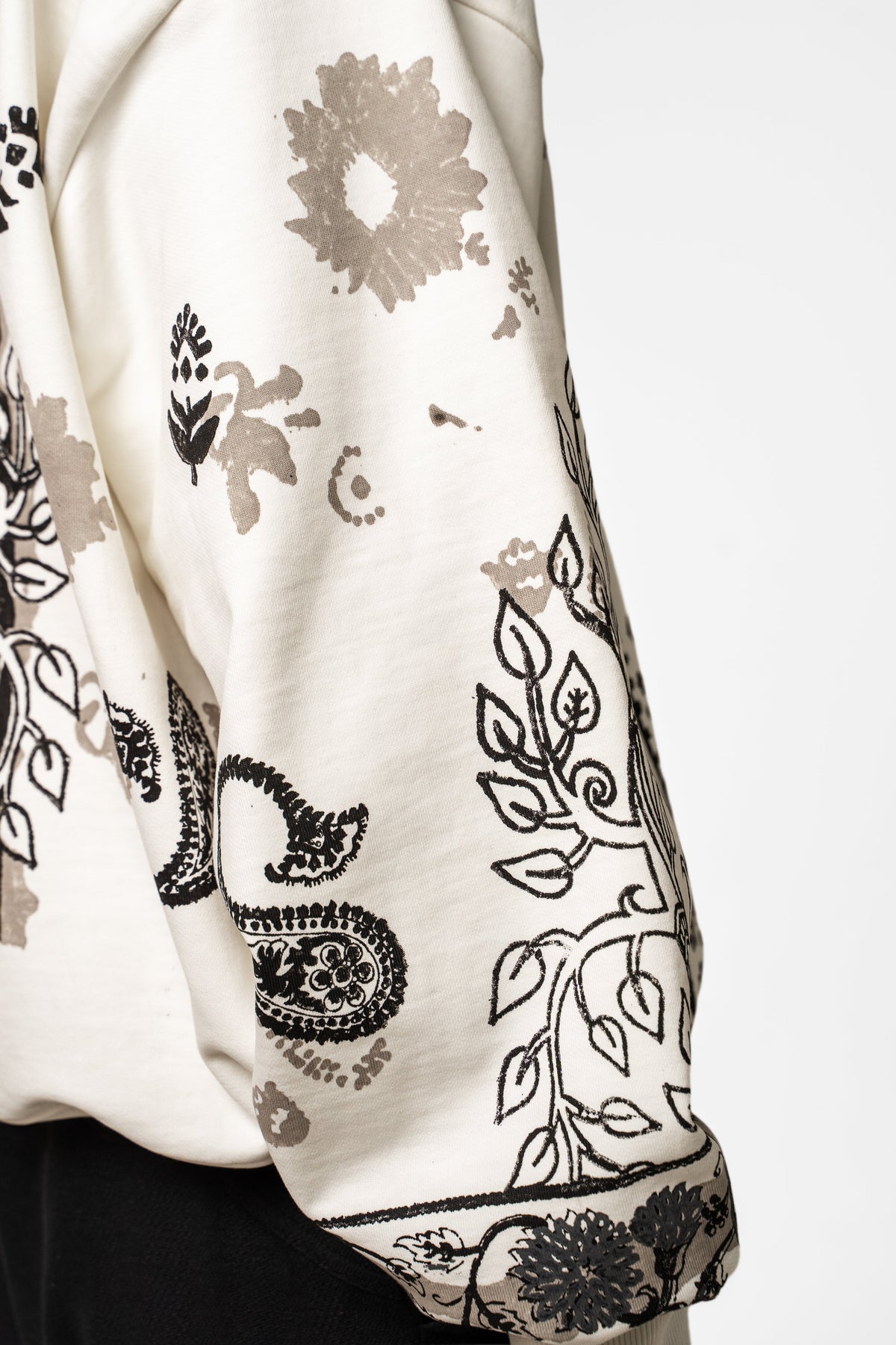 Raanjha' Blockprinted Sweatshirt by FARAK