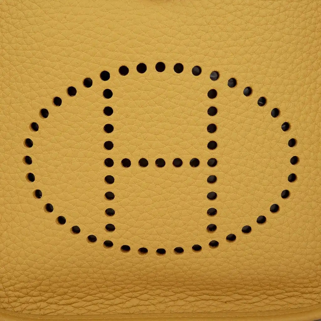 Hermès Evelyne TPM – Clemence Leather in Jaune Ambre with Gold Hardware