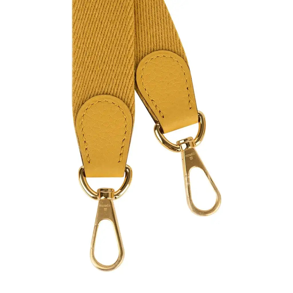 Hermès Evelyne TPM – Clemence Leather in Jaune Ambre with Gold Hardware
