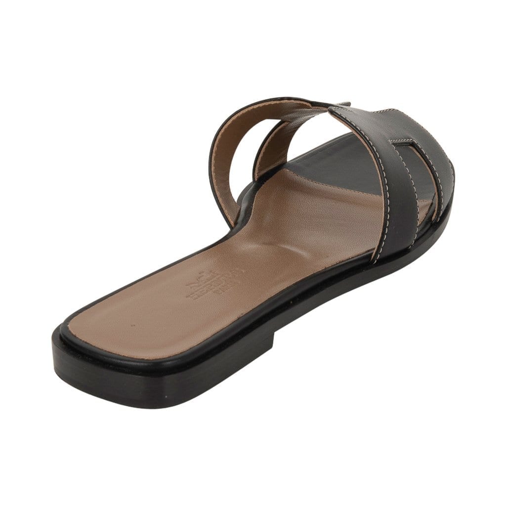 Hermès Oran Sandals – Black Calfskin with White Top Stitch