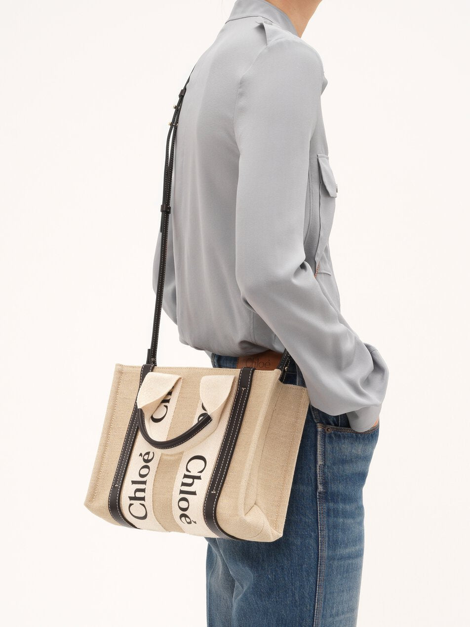 CHLOE Small Woody tote bag in linen White - Blue by CHLOE