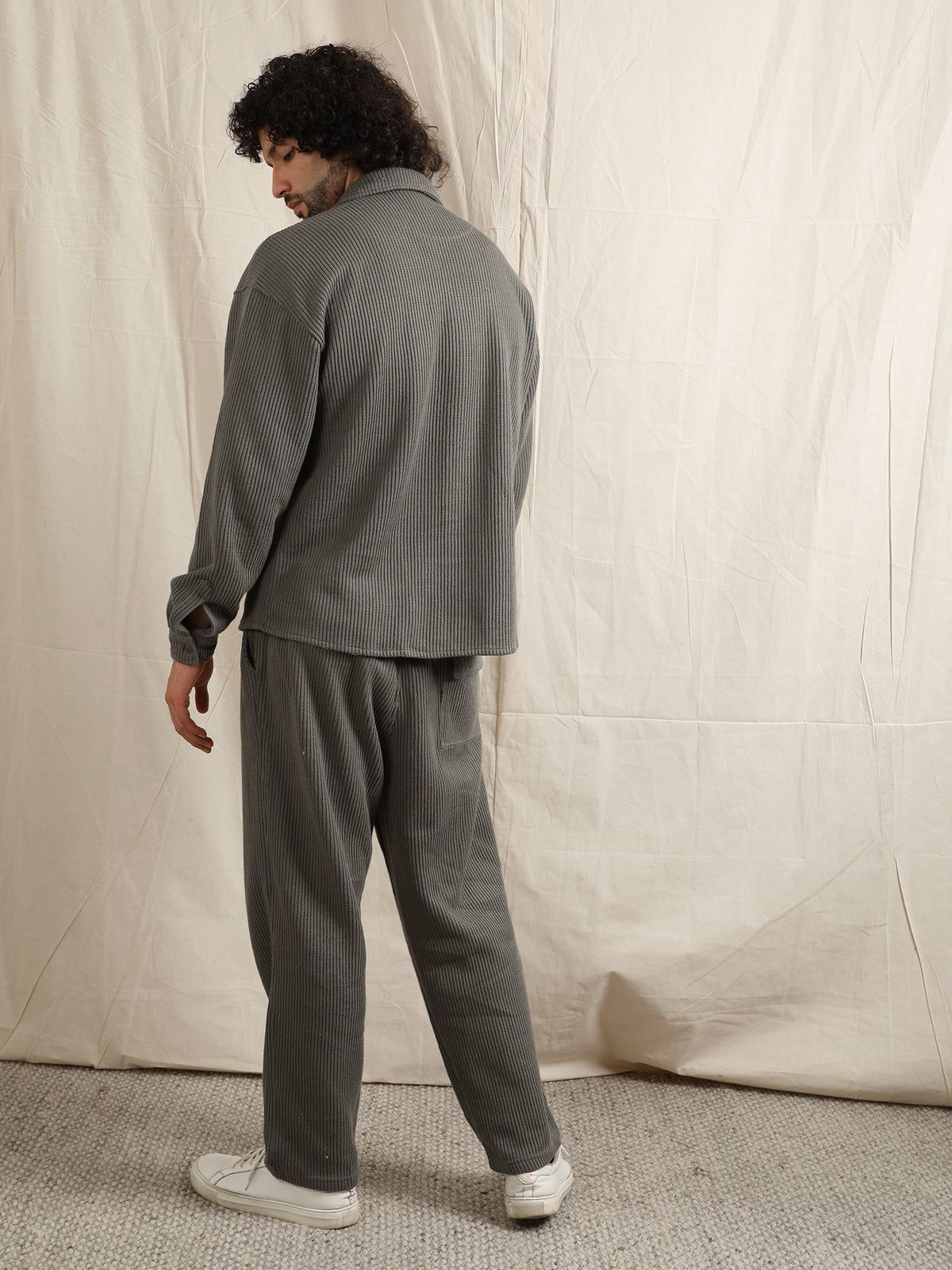 CO-ORD IN SWEATER KNIT FABRIC (OLIVE) by GREY AREA