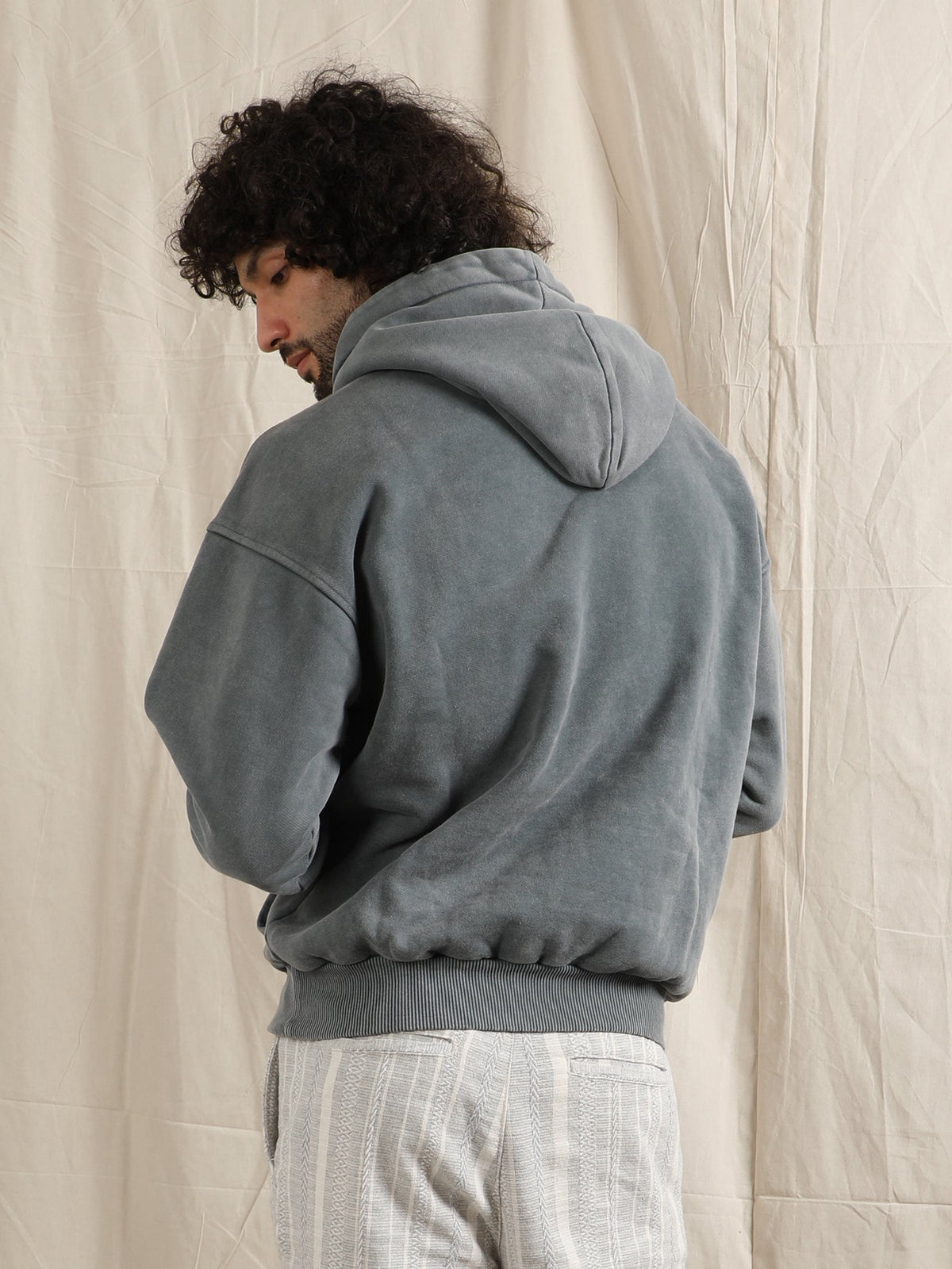 OVERDYED HEAVY WEIGHT HOODIE (WIND SKY) by GREY AREA