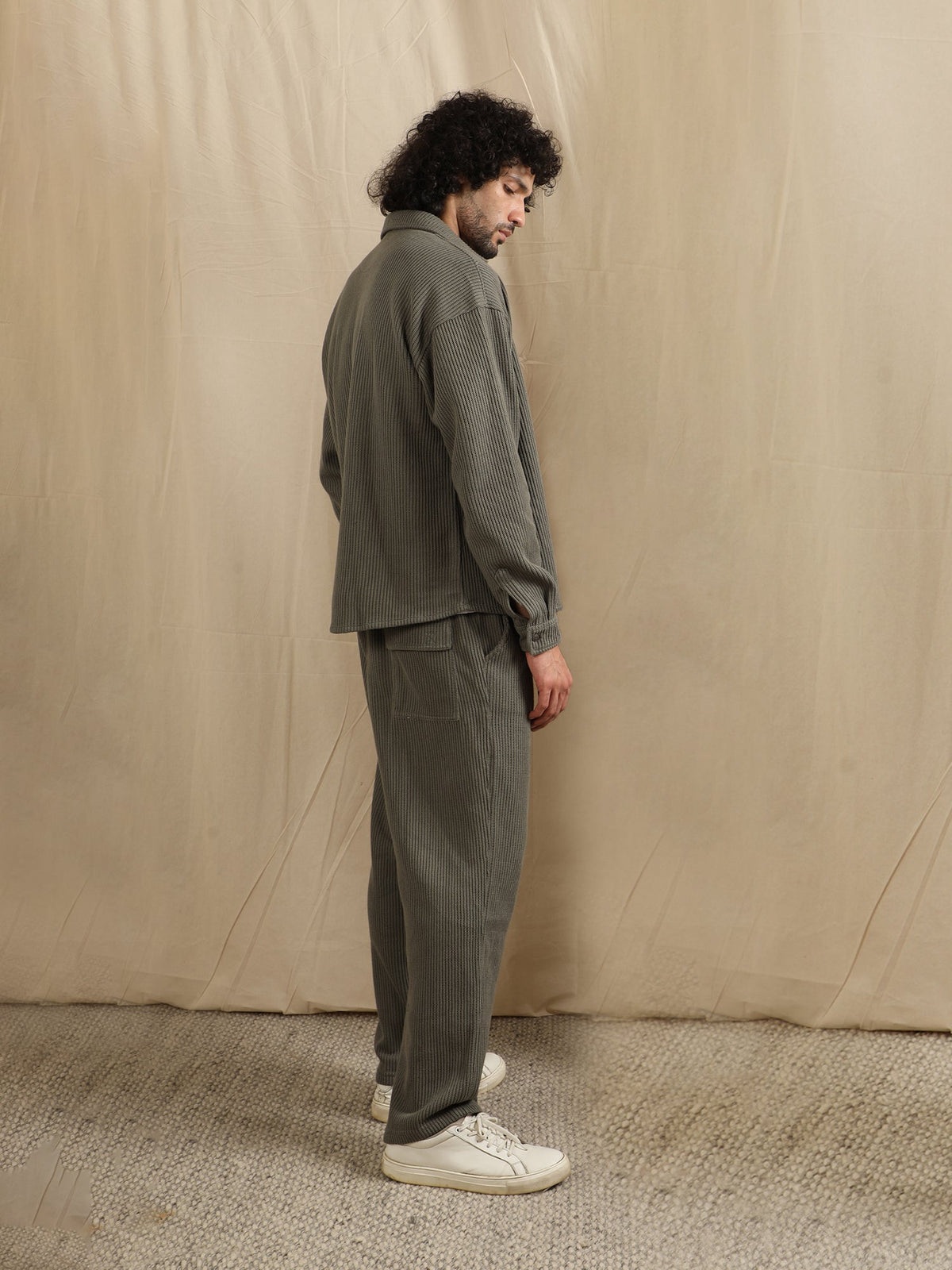 CO-ORD IN SWEATER KNIT FABRIC (OLIVE) by GREY AREA