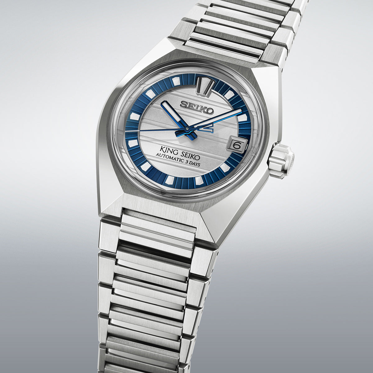 HKF004J1