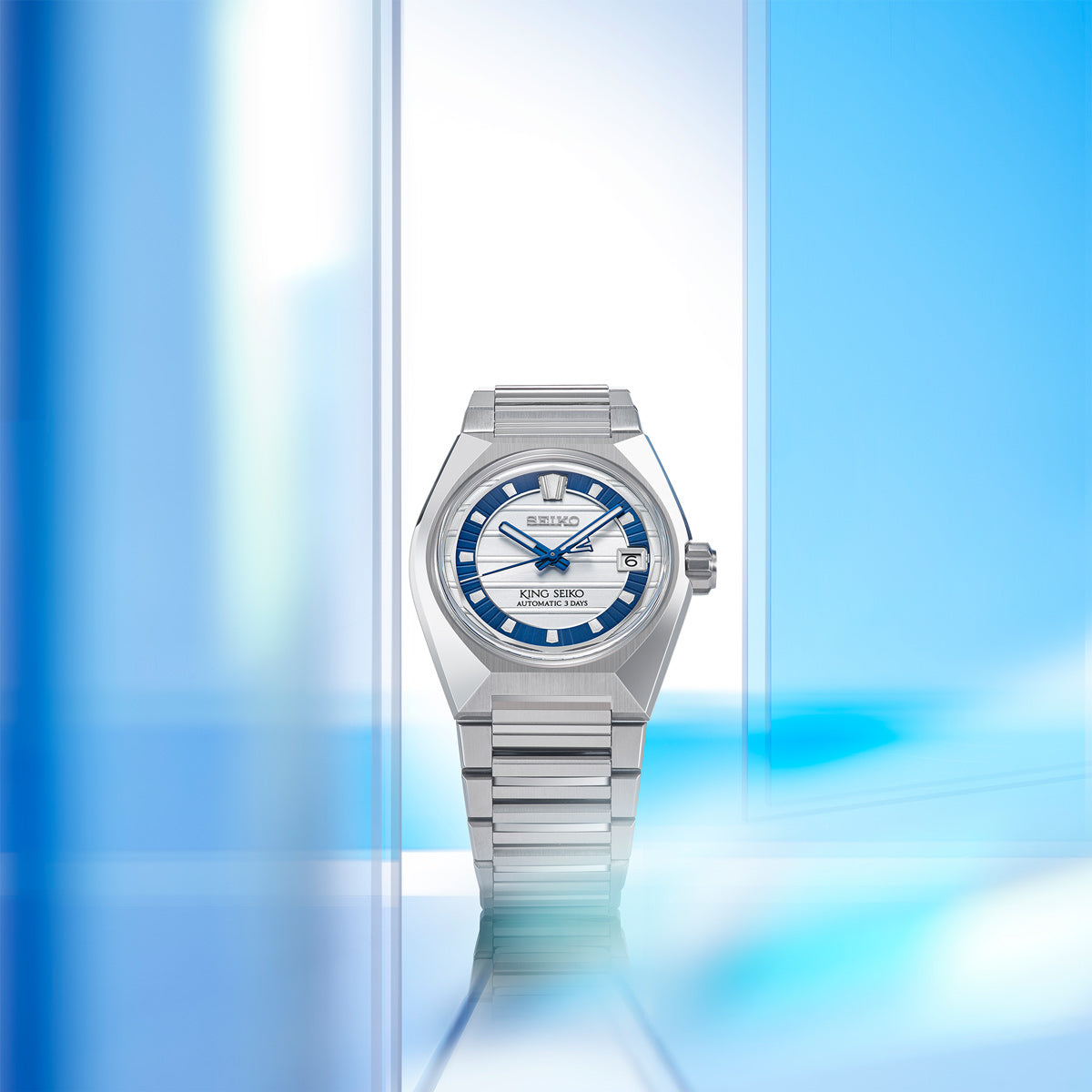 HKF004J1