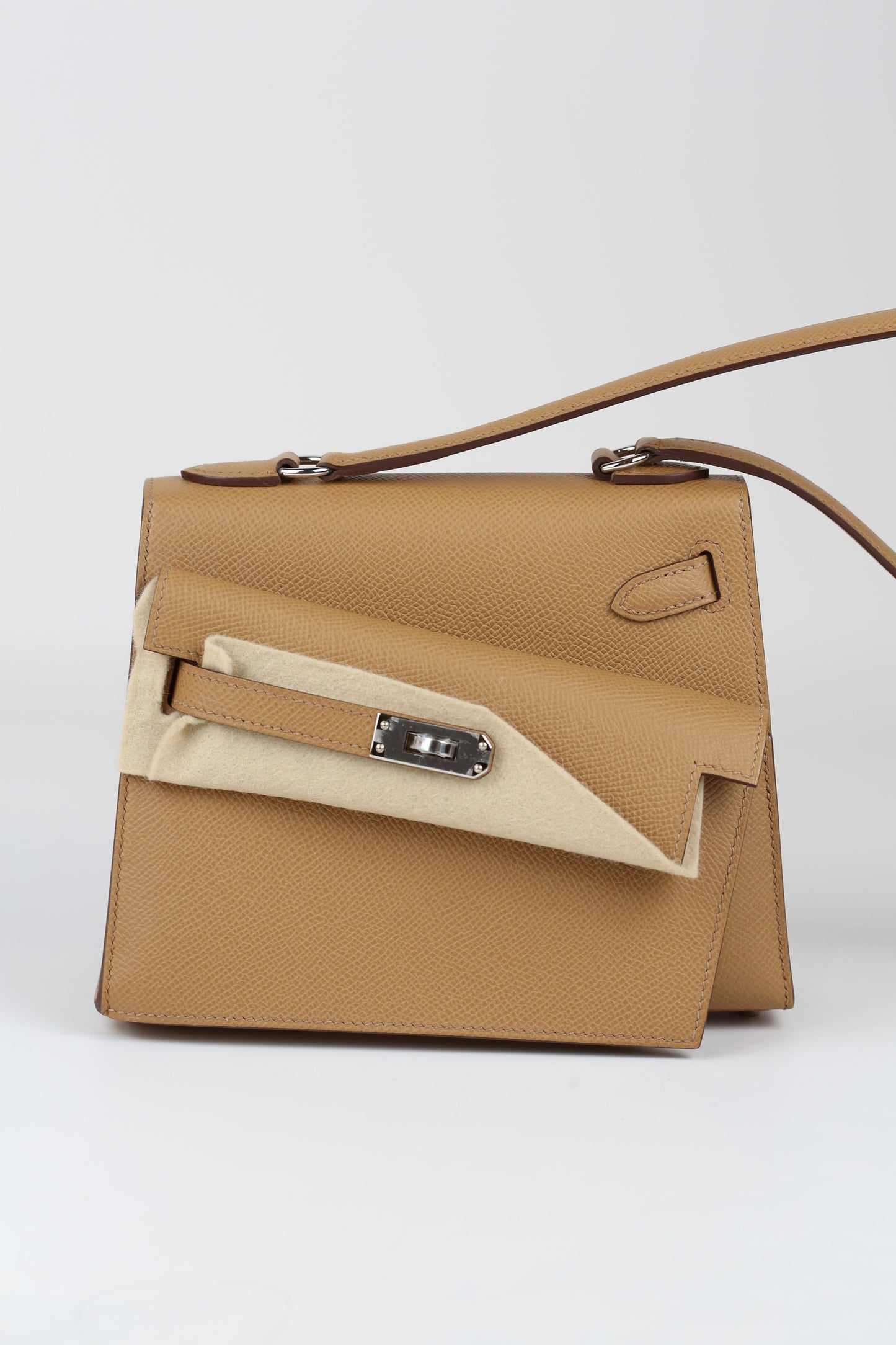 Hermès Kelly Désordre 4B – Biscuit