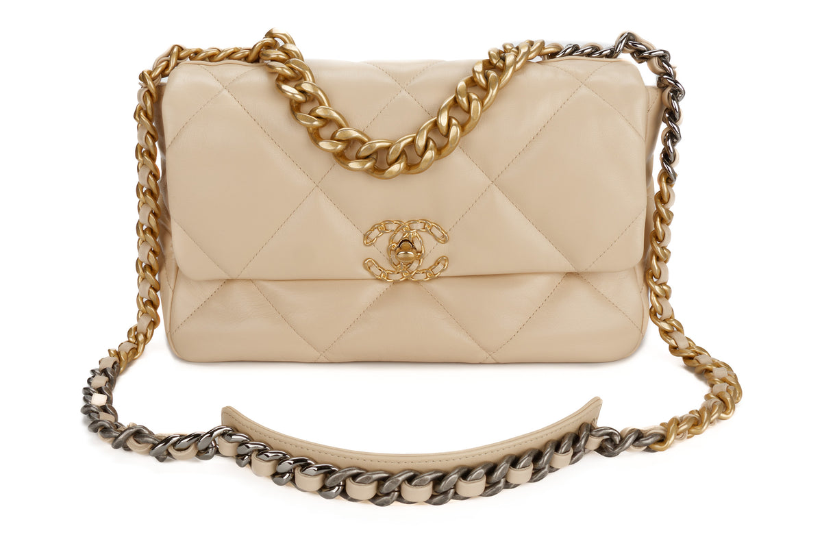 Chanel Large 19 Beige Lambskin Mixed Gold Hardware - view 10