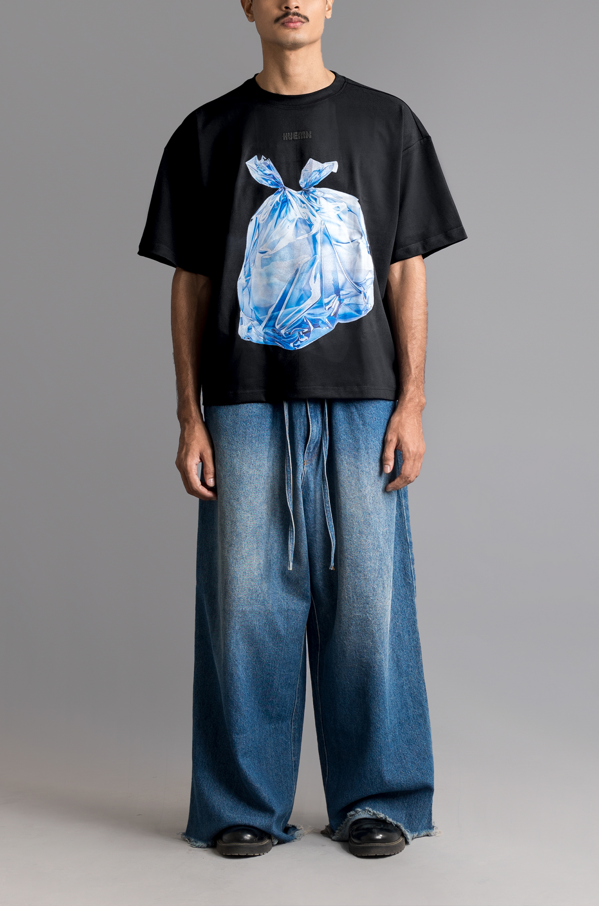 Cold 'Garbage bag' T-shirt (Black) by HUEMN