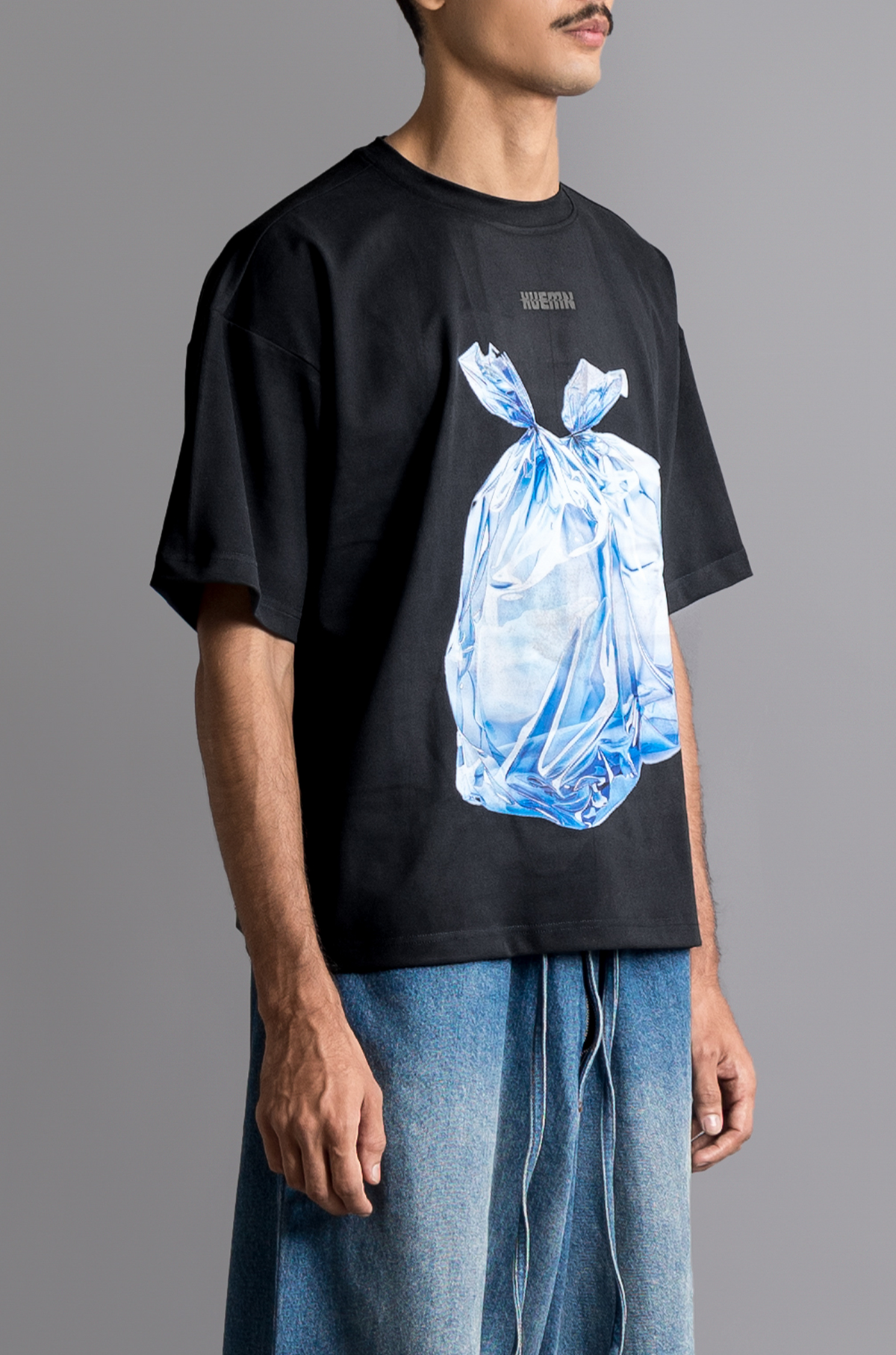 Cold 'Garbage bag' T-shirt (Black) by HUEMN