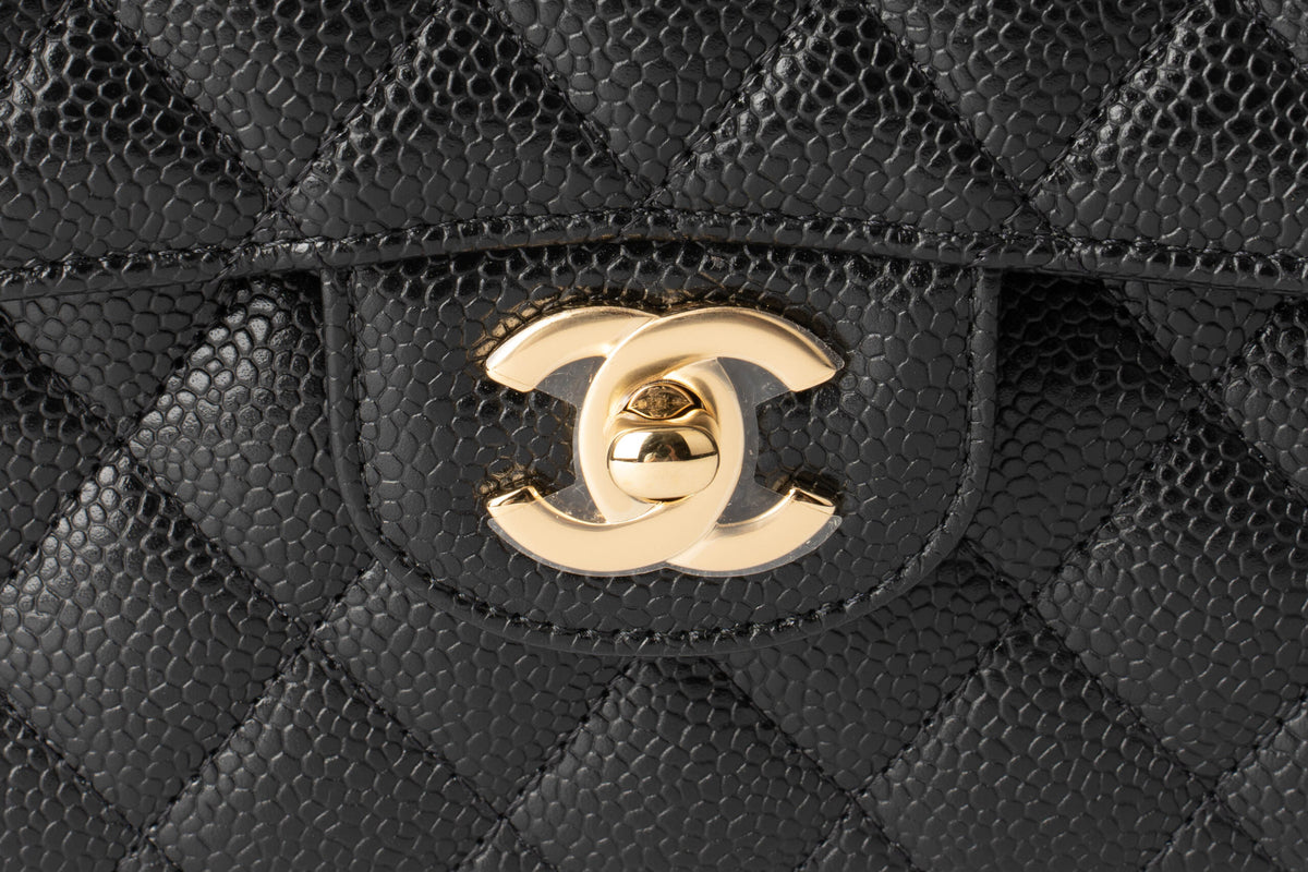 Chanel Small Classic Flap Black Caviar - view 6