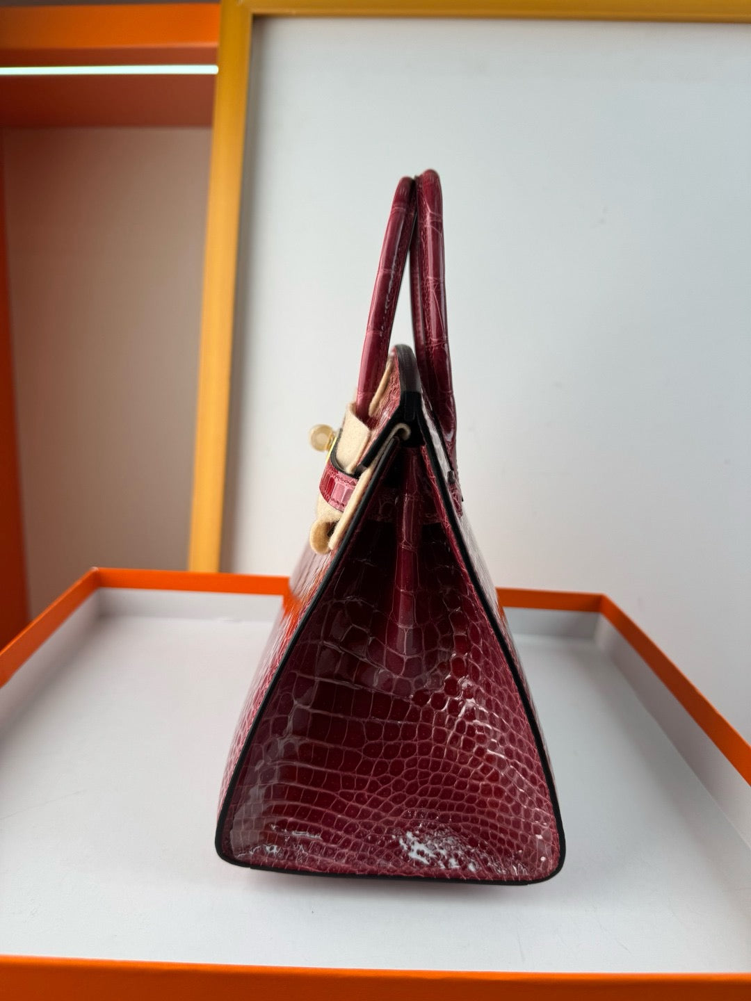 Hermès Sellier Birkin 25 – Bordeaux Shiny Niloticus Crocodile with Gold Hardware - Zeuskicks