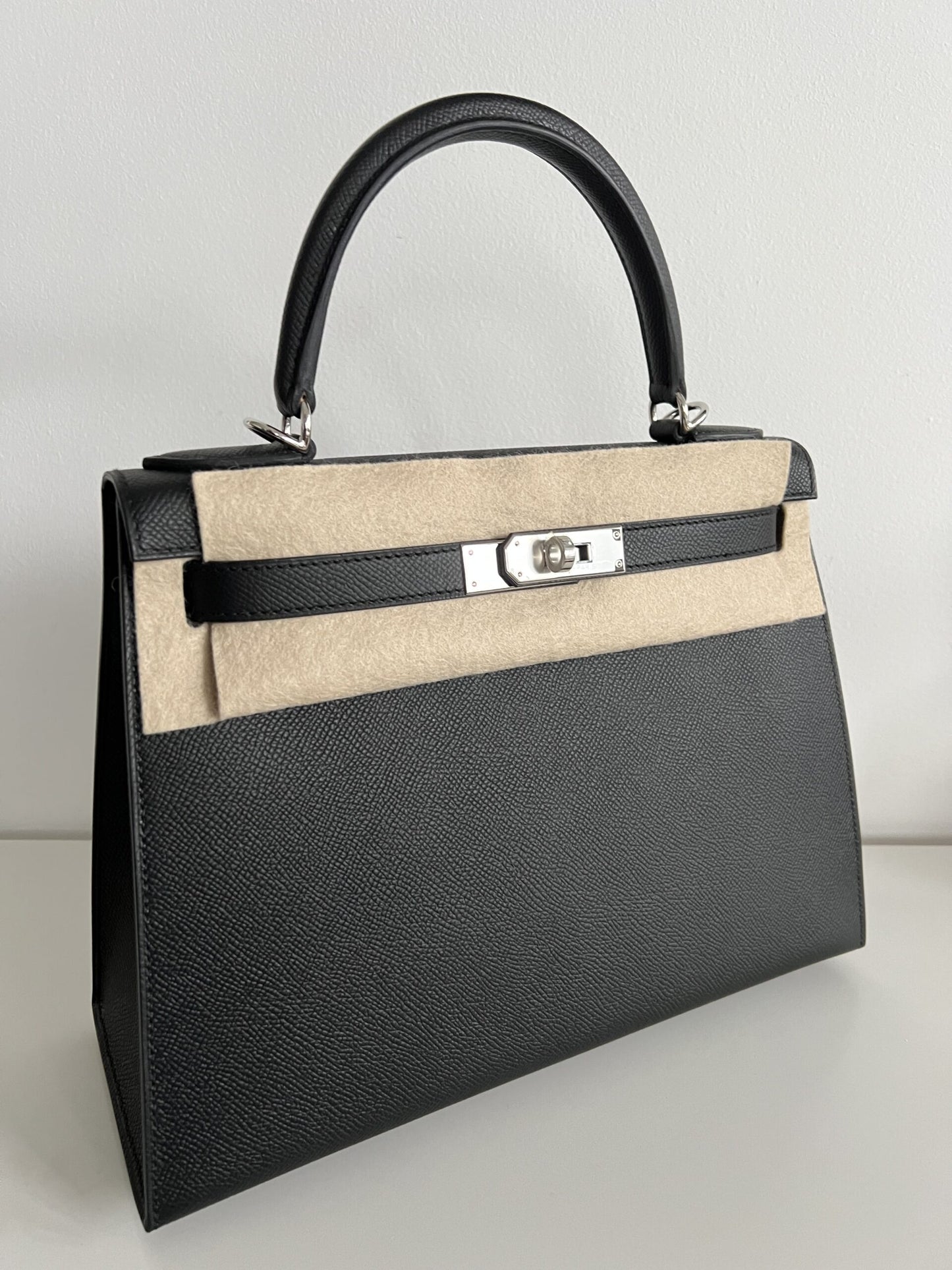 Hermes Kelly 28 – Black Epsom Leather with Silver Hardware