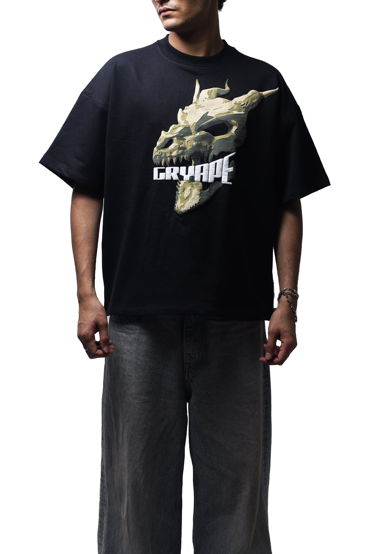 BLACK DRGN02 T-SHIRT by GRYAPE