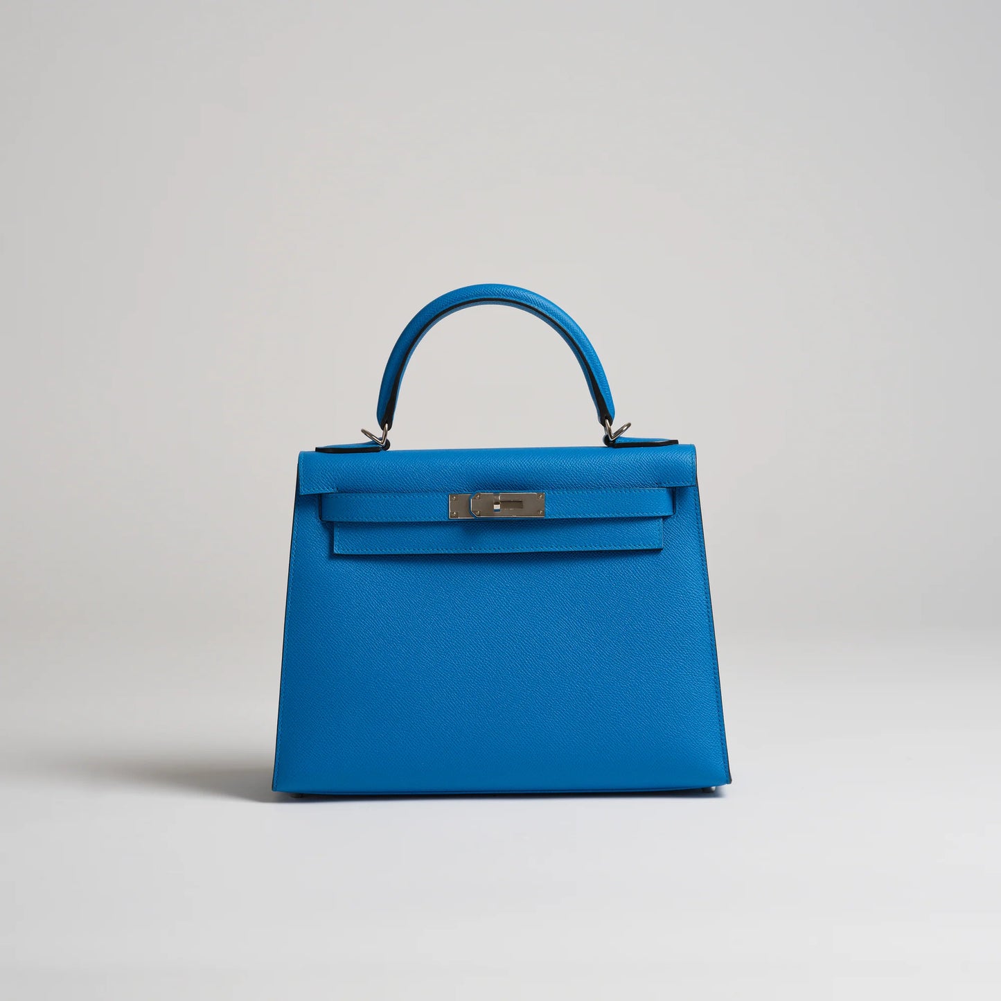 Hermès Kelly 25 Sellier – Epsom Leather in Bleu Frida with Gold Hardware - Zeuskicks