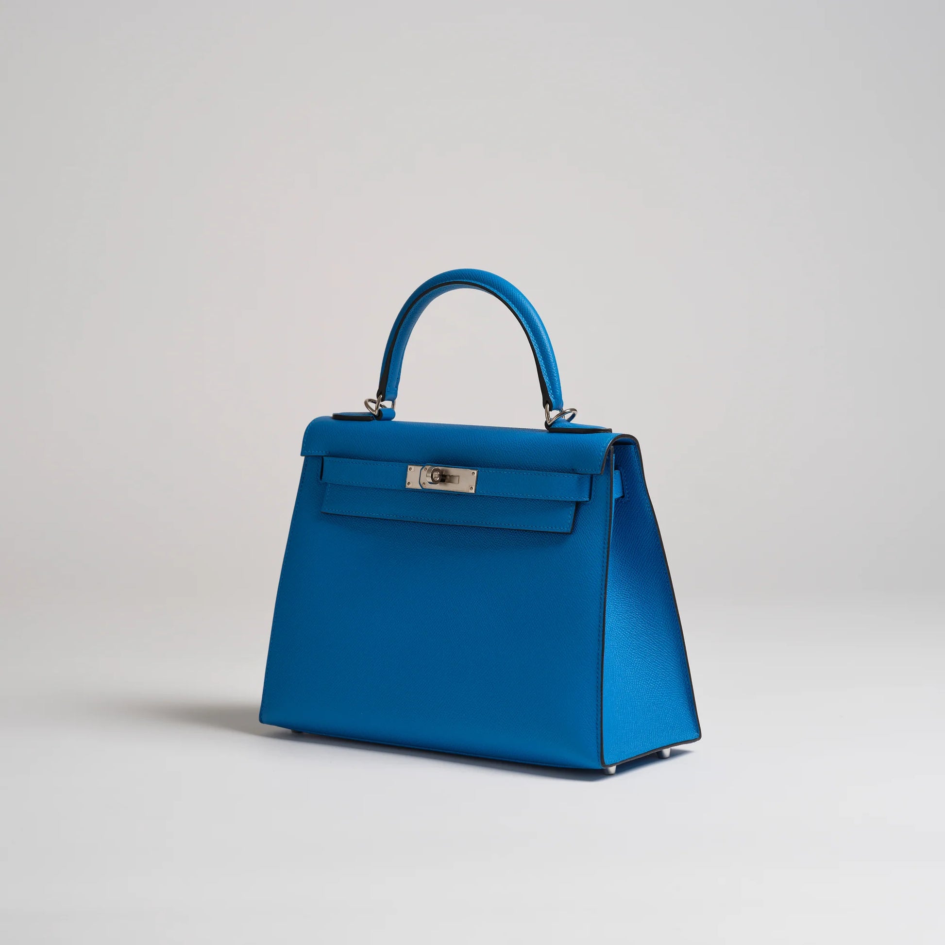 Hermès Kelly 25 Sellier – Epsom Leather in Bleu Frida with Gold Hardware - Zeuskicks