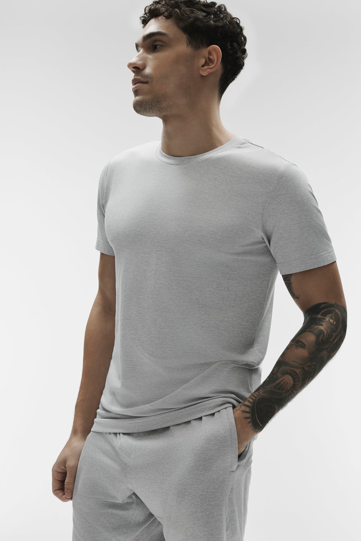 Alo Yoga Conquer Reform Crewneck Short Sleeve in Vintage Athletic Heather, product image 2 of 5