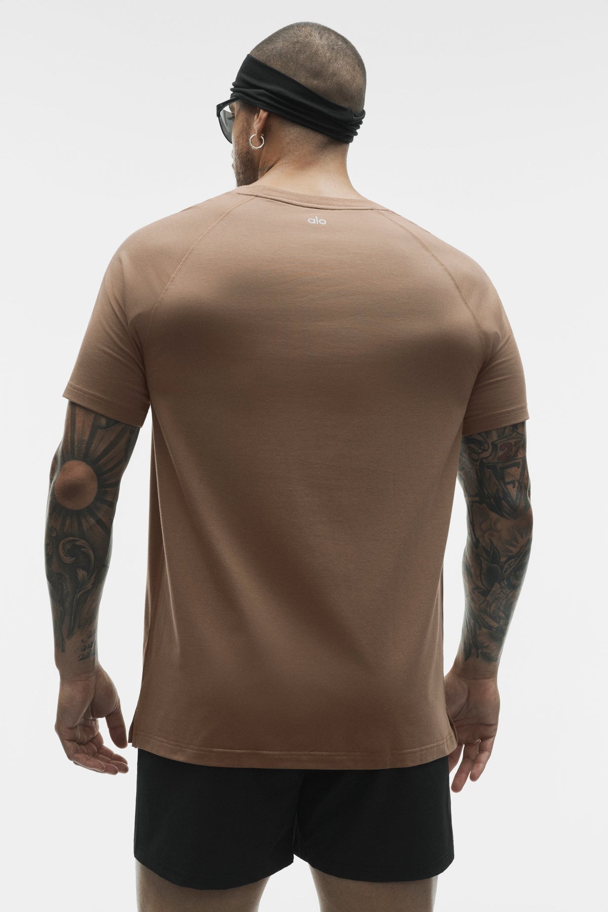 Alo Yoga Vapor Crewneck Short Sleeve in Java Brown, product image 2 of 4