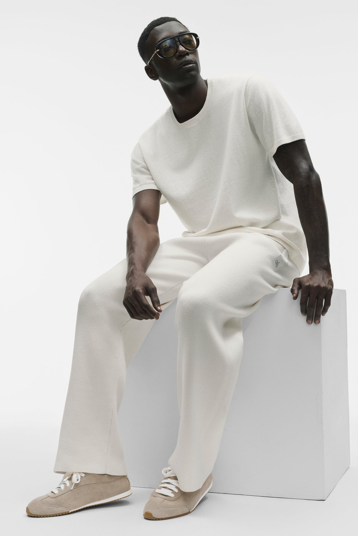 Alo Yoga Cashmere Blend Ever Soft Short Sleeve Crew in Ivory, product image 4 of 5