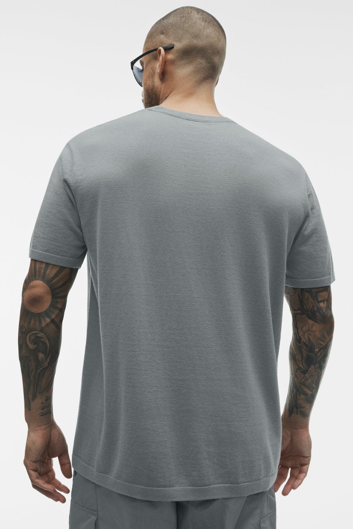 Alo Yoga Cashmere Blend Ever Soft Short Sleeve Crew in Monument, product image 2 of 5