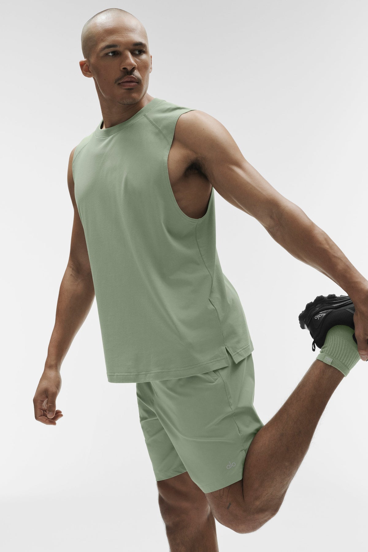 Alo Yoga Vapor Muscle Tank in Dune Grass, product image 6 of 6