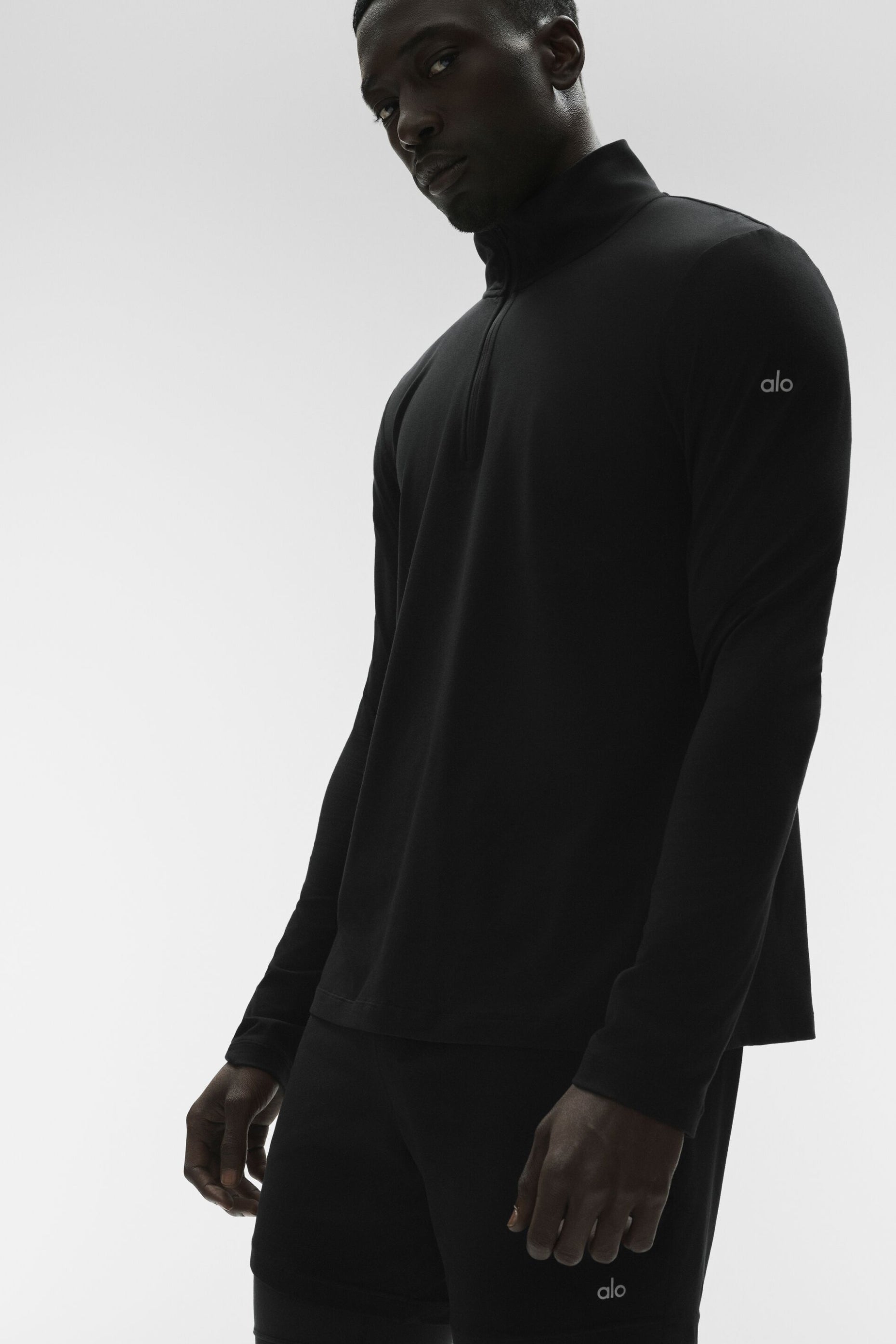 Conquer 1/4 Zip Reform Long Sleeve - Black (M3193R)