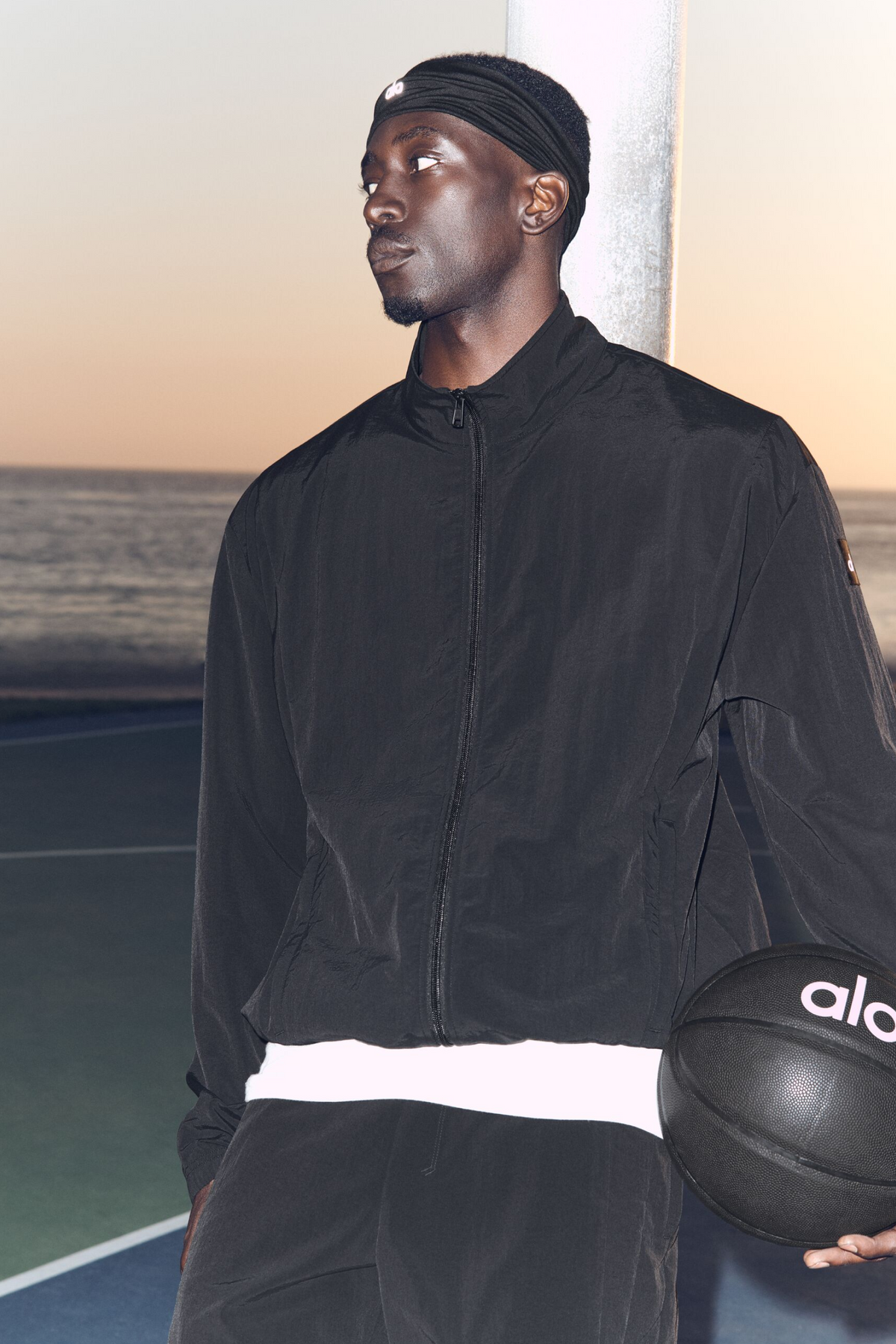 Takeaway Track Full Zip Jacket - Black (M3334R)