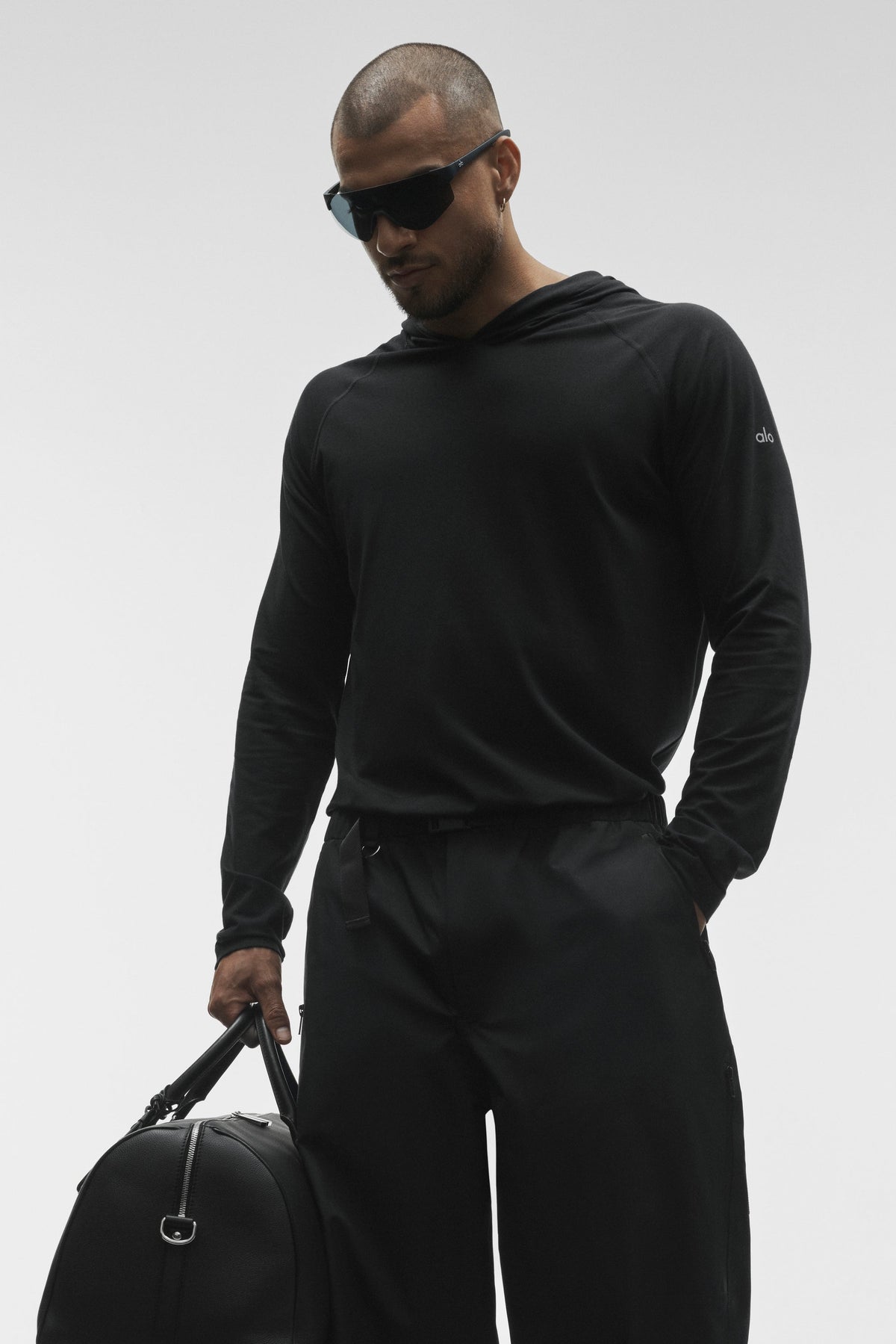 Alo Yoga Vapor Long Sleeve Hoodie in Black, product image 4 of 4