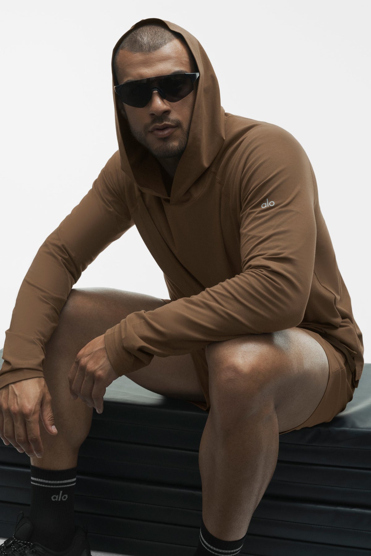 Alo Yoga Vapor Long Sleeve Hoodie in Java Brown, product image 4 of 4