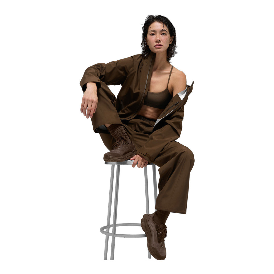 alo Alpha Shell Jacket - Espresso by Alo Yoga