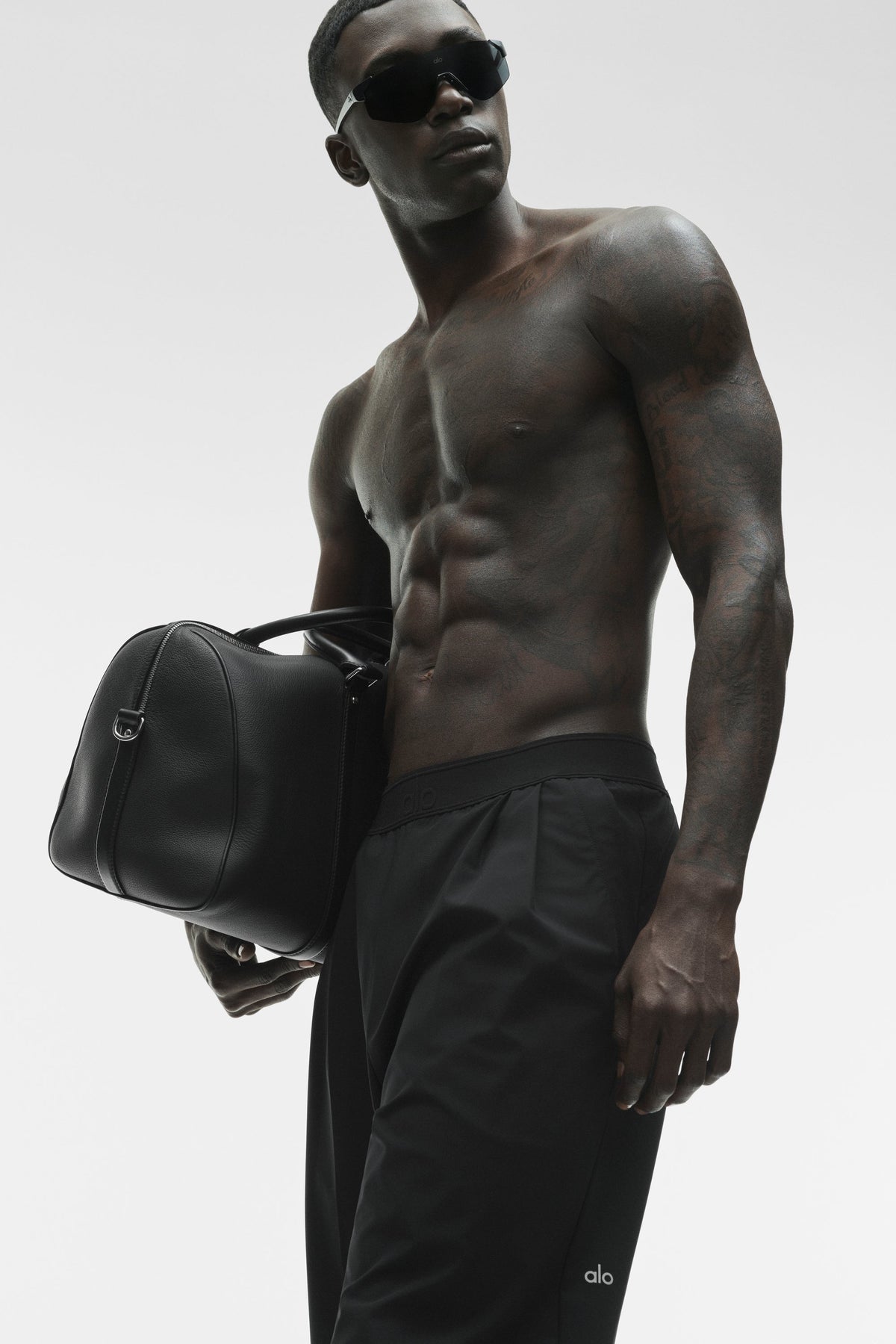 Alo Yoga Suited Trouser in Black, product image 4 of 5
