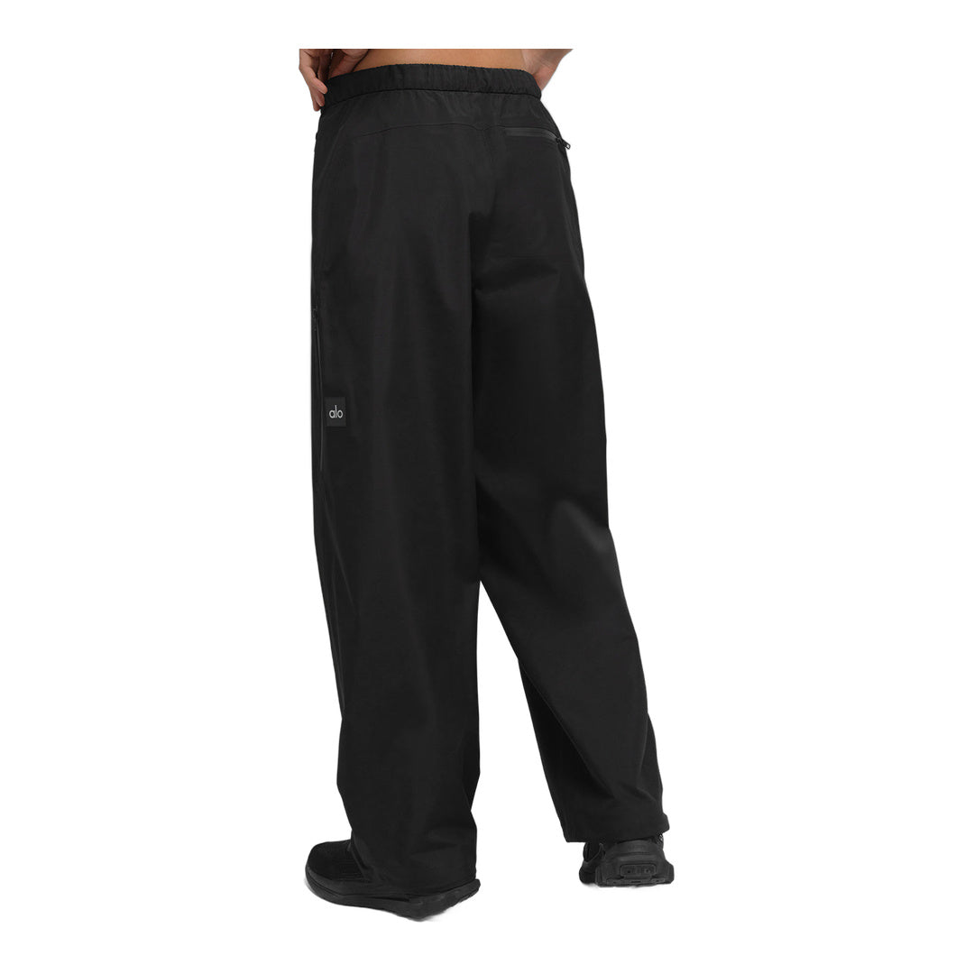 alo Alpha Shell Pant - Black by Alo Yoga