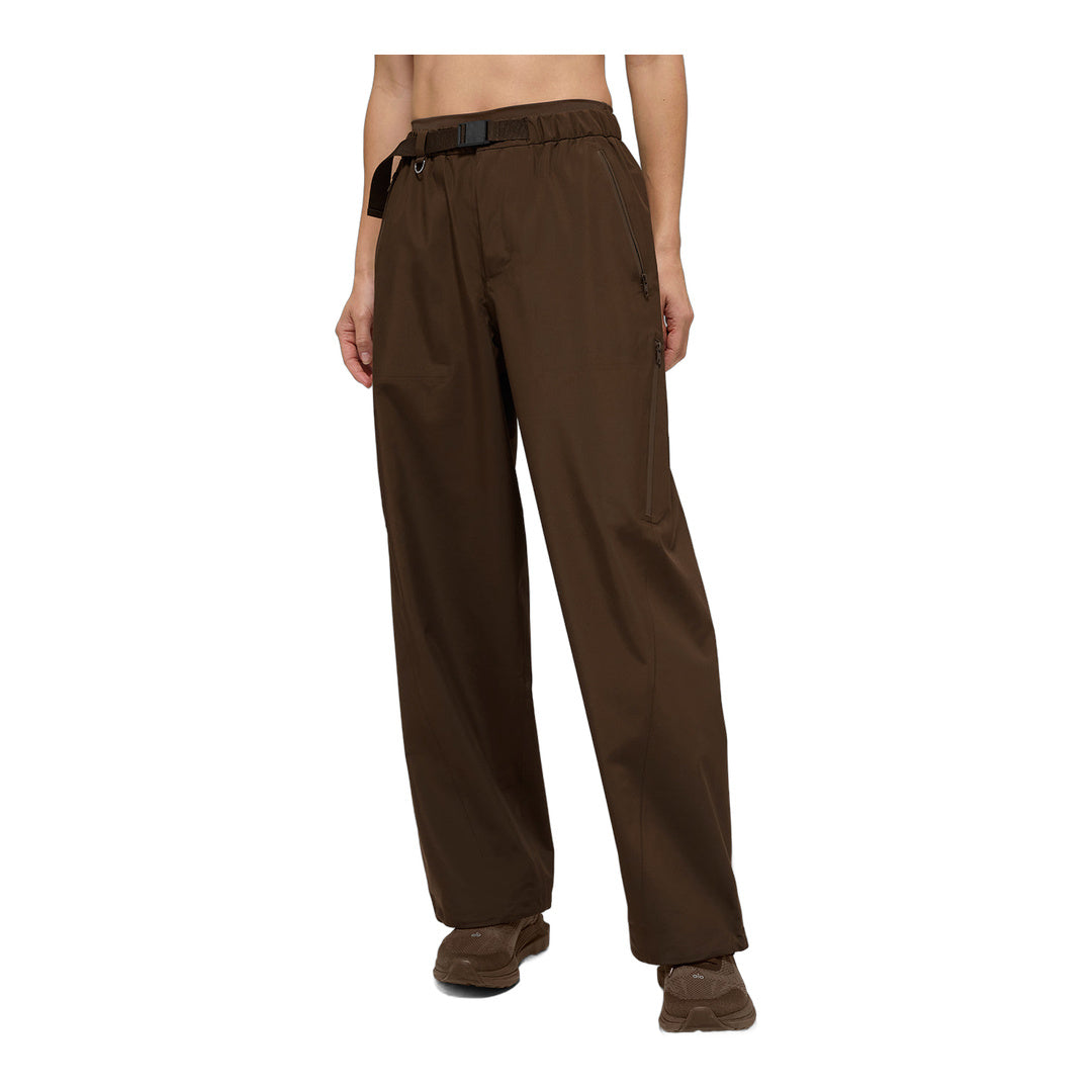 alo Alpha Shell Pant - Espresso by Alo Yoga