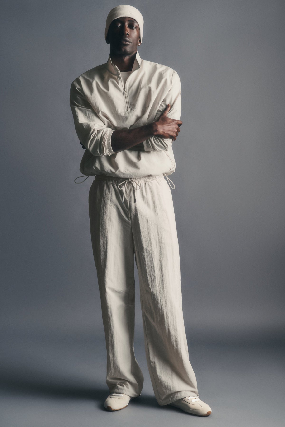 Alo Yoga Takeaway Track Straight Leg Pant in Bone