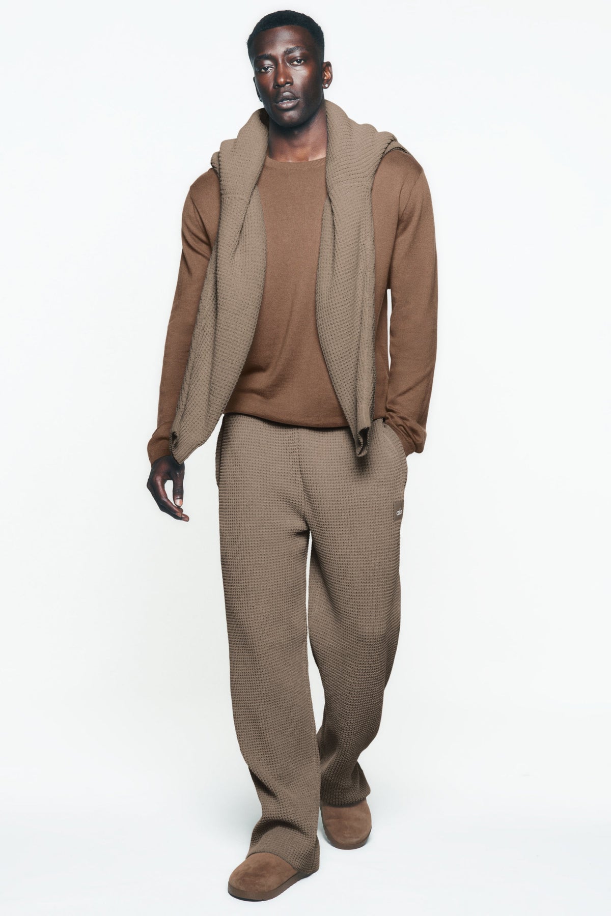 Alo Yoga Waffle Chenille Edition Straight Leg Pant in Gravel